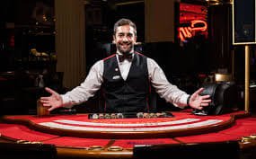 Transaksi dompet digital untuk hiburan sports dan casino dengan smartphone